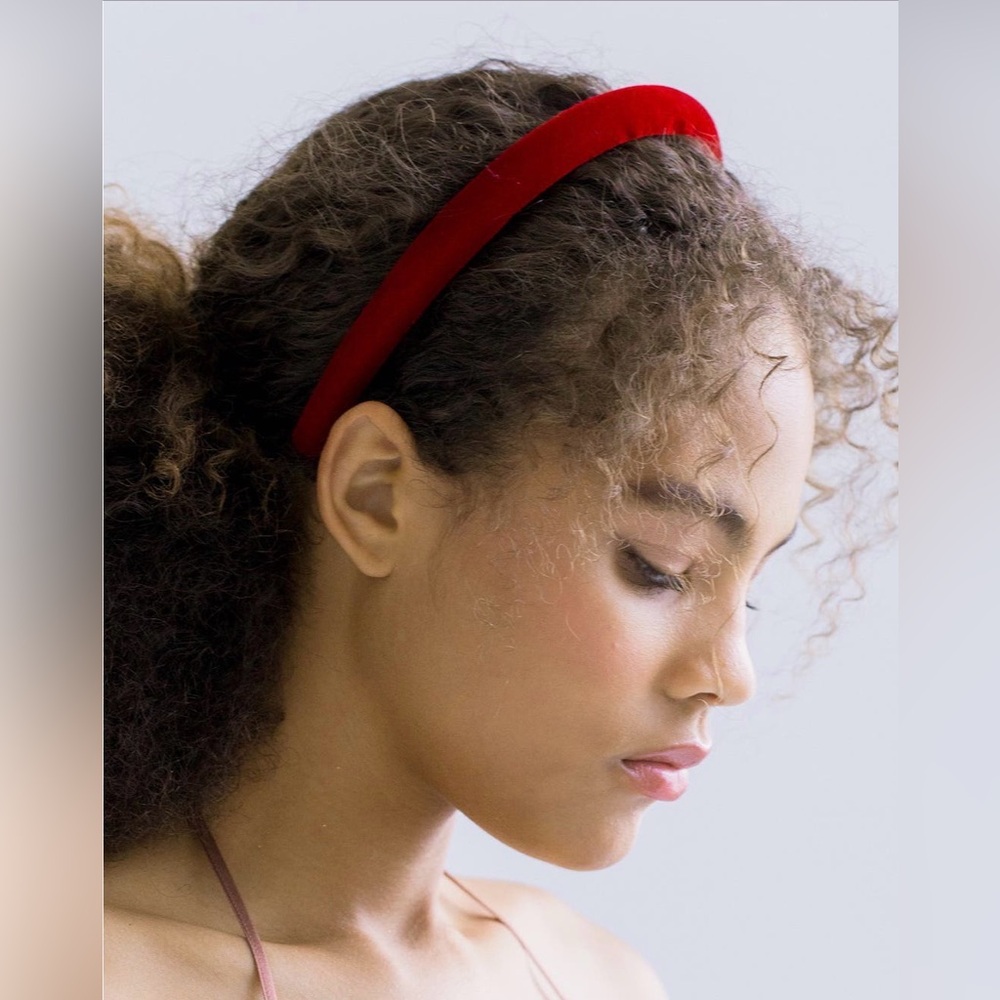 NWT Jennifer Behr Ruby Tiana Velvet Headband - Picture 4 of 5